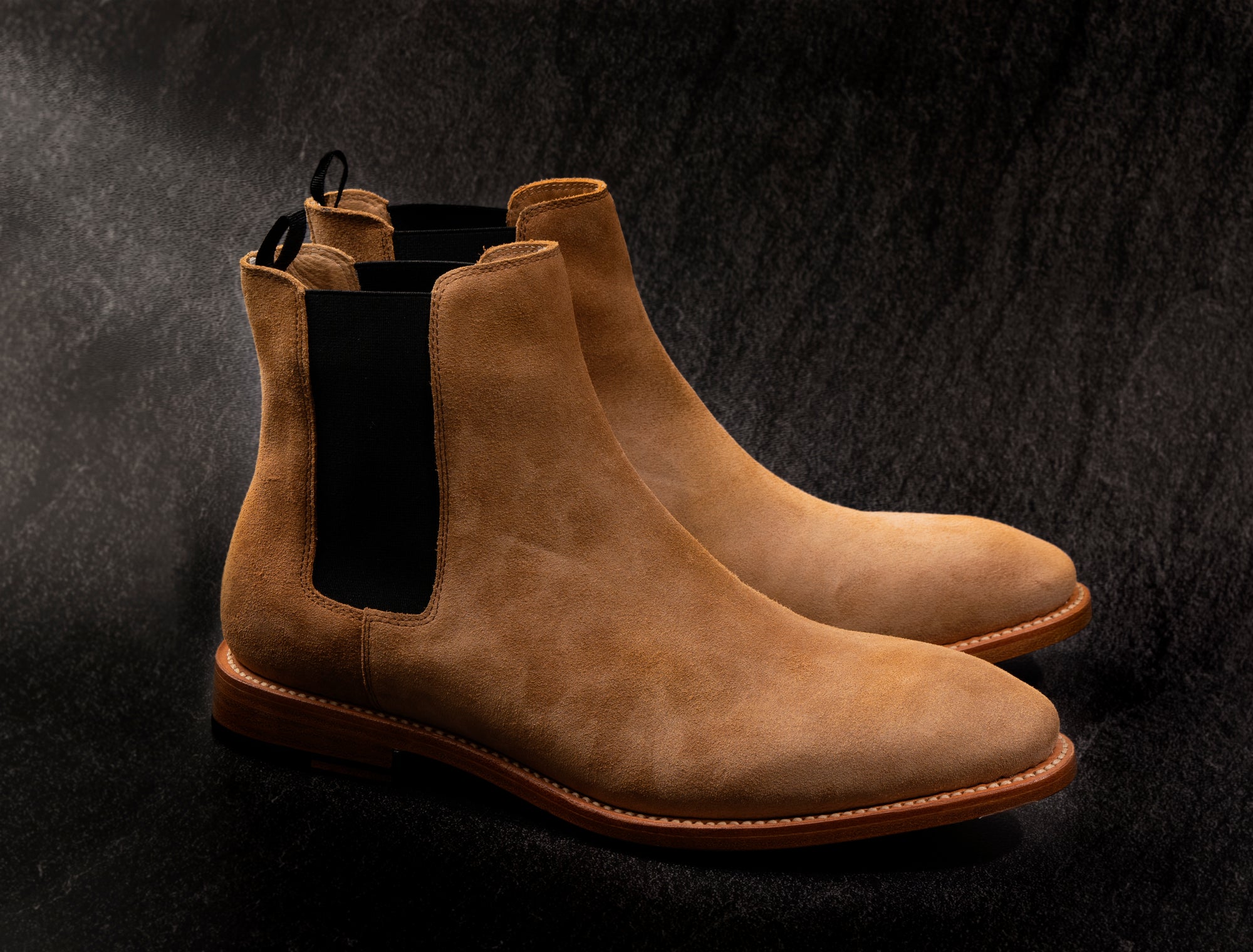 News of the (bespoke) bootmaking world