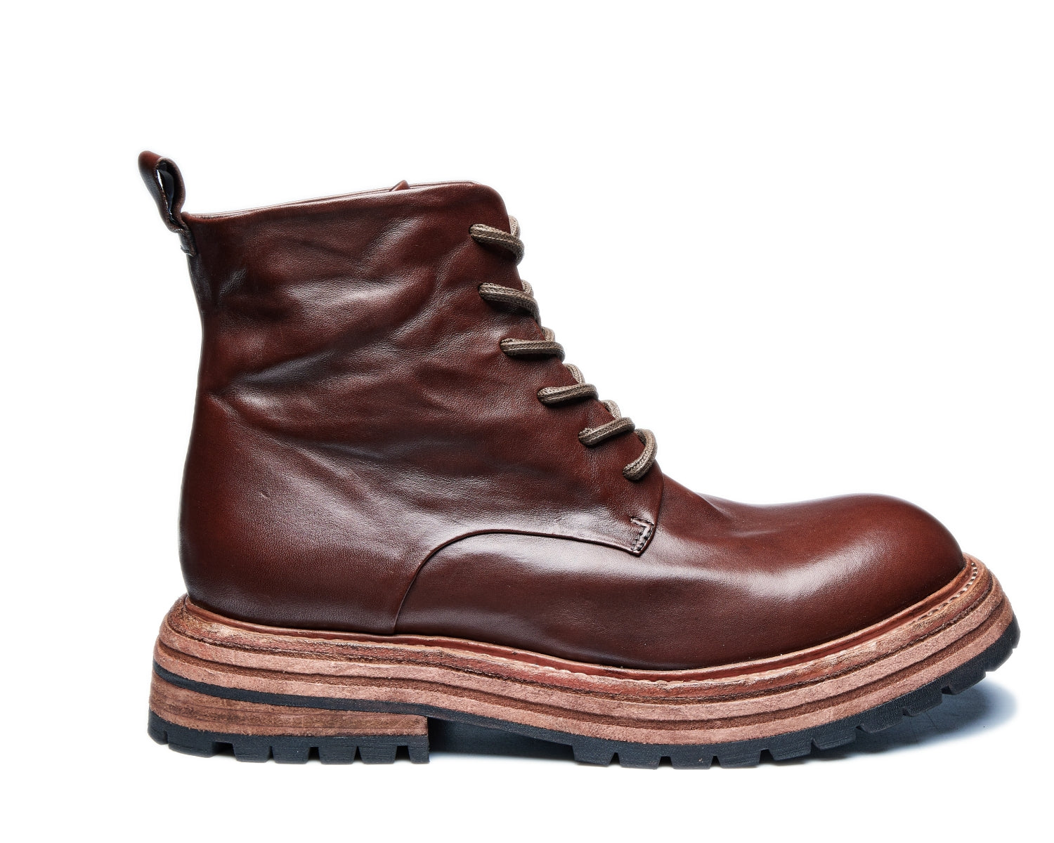 Men's goodyear welt lace-up marten boots in various styles including manner, old, and skin designs0